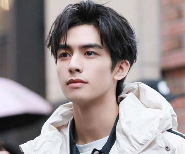 30+ Kiểu Tóc Uốn Một Phần “Thời Thượng” Cho Nam